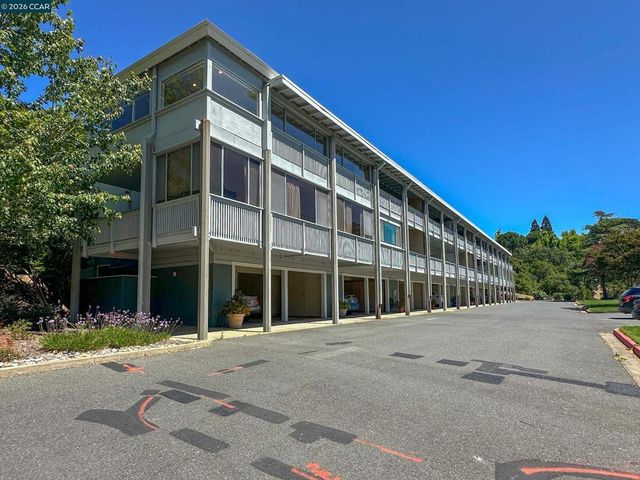 3349 Golden Rain Rd 15, Walnut Creek, CA 94595