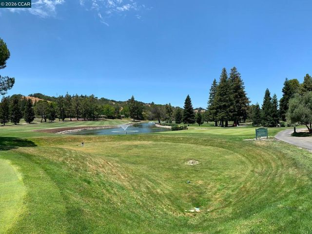 3349 Golden Rain Rd 15, Walnut Creek, CA 94595