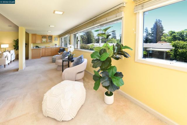 3349 Golden Rain Rd 15, Walnut Creek, CA 94595