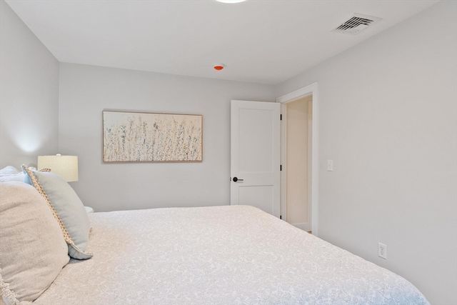 21 Clark Rd, Bedford, MA 01730