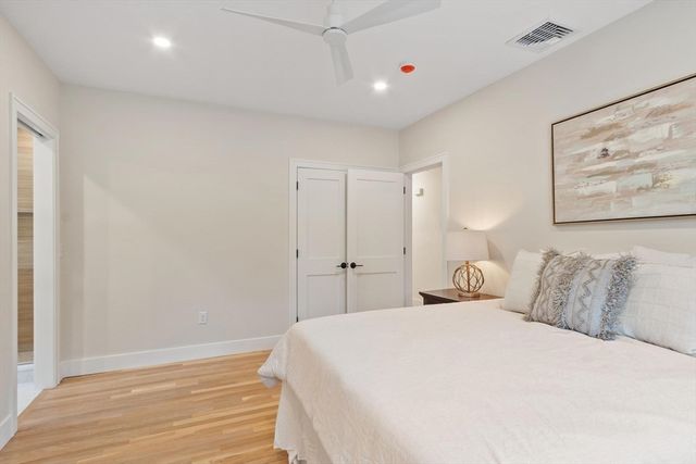 21 Clark Rd, Bedford, MA 01730