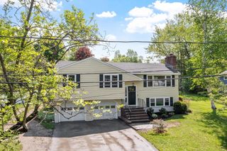 21 Clark Rd, Bedford, MA 01730