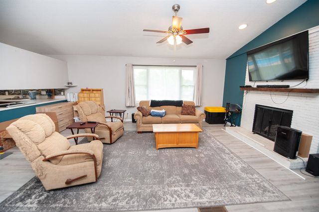 102 N Lanford Road, Spartanburg, SC 29301