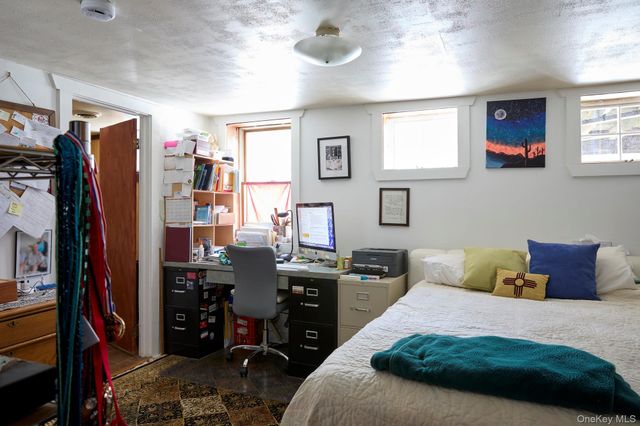 19 Roselawn Road, Central Valley, NY 10917