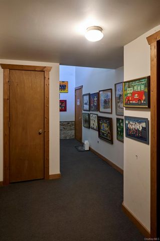 19 Roselawn Road, Central Valley, NY 10917