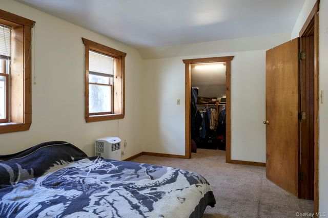 19 Roselawn Road, Central Valley, NY 10917