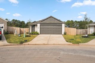 1627 Winwood Drive, Conroe, TX 77303