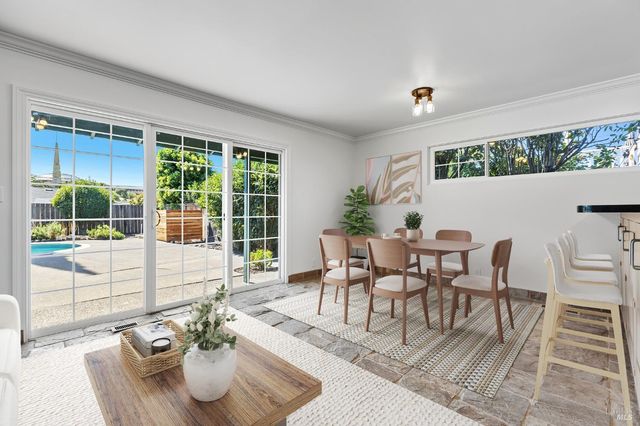 21 Washington Ave, San Rafael, CA 94903