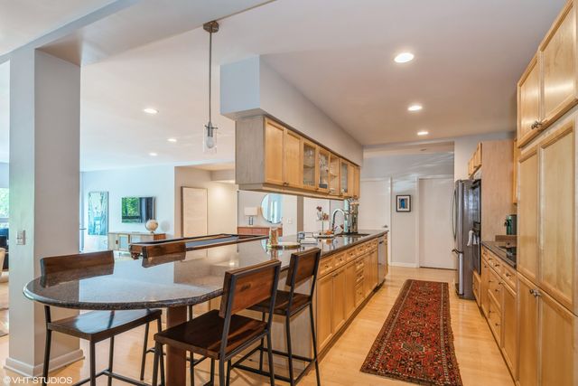 1421 Sherman Avenue 201, Evanston, IL 60201