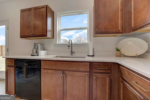 636 Summerfield Lane NW, Cartersville, GA 30120