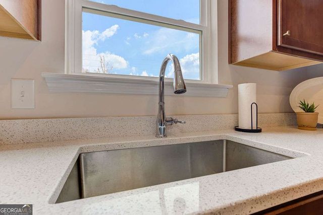 636 Summerfield Lane NW, Cartersville, GA 30120