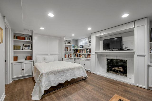 951 Cooper Drive, Lexington, KY 40502