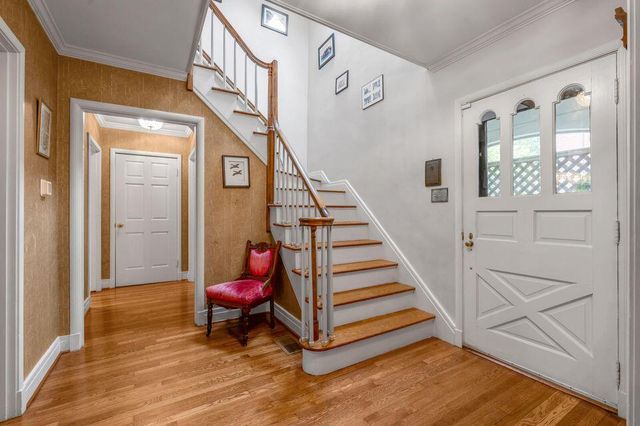 951 Cooper Drive, Lexington, KY 40502