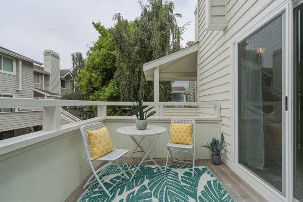 Image 26 of property listing at 41 Grandview Street 805, Santa Cruz, CA 95060