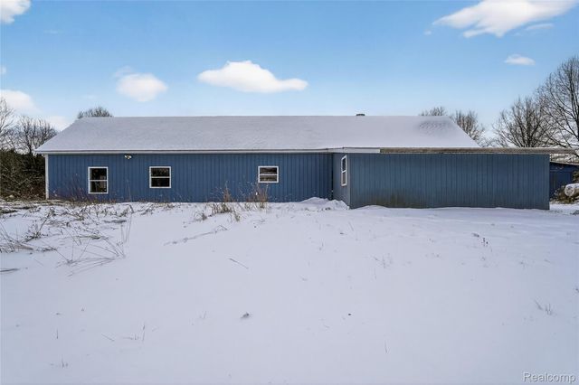 9624 Bridge Lake Road, Springfield Charter Township, MI 48348