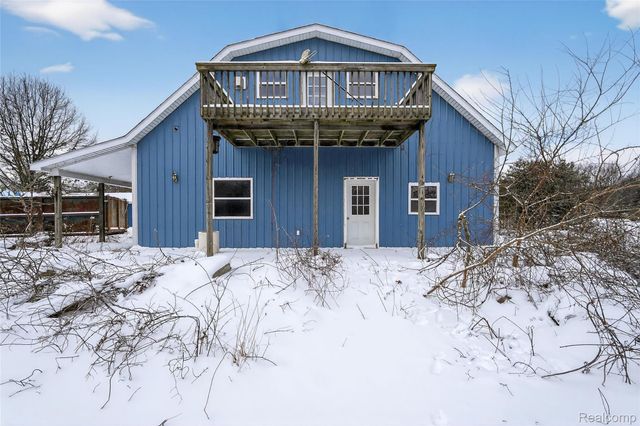 9624 Bridge Lake Road, Springfield Charter Township, MI 48348