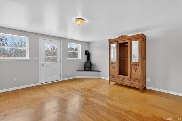 9624 Bridge Lake Road, Springfield Charter Township, MI 48348