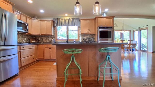 34 Chicory Lane, Lancaster, NY 14086