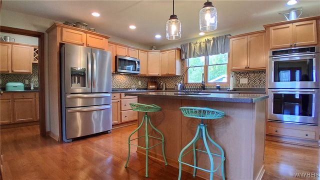 34 Chicory Lane, Lancaster, NY 14086