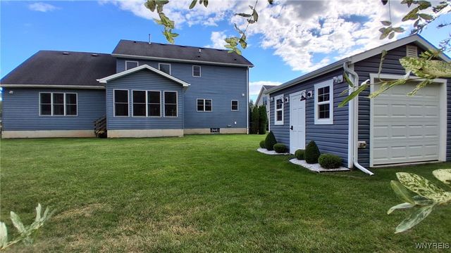 34 Chicory Lane, Lancaster, NY 14086