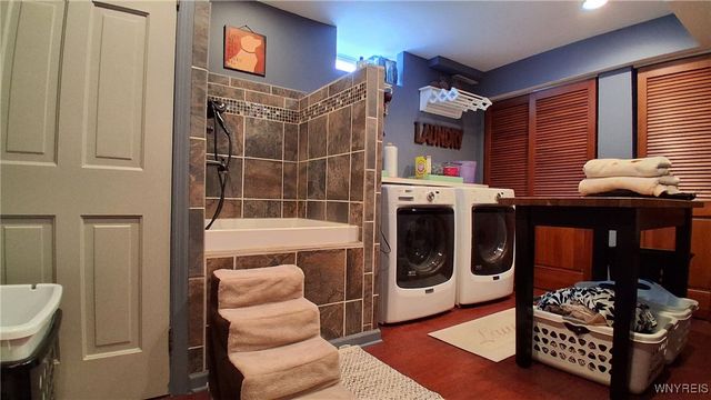 34 Chicory Lane, Lancaster, NY 14086