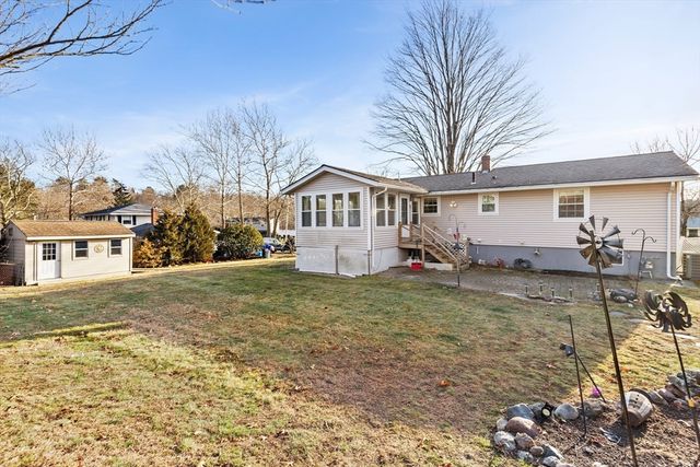 10 Paulette Dr, Danvers, MA 01923