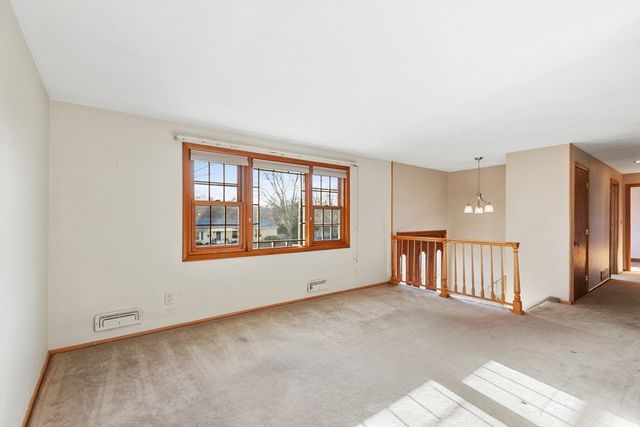 10 Paulette Dr, Danvers, MA 01923