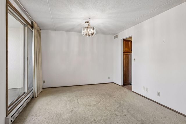 7200 York Avenue S 103, Edina, MN 55435