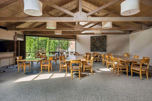 7200 York Avenue S 103, Edina, MN 55435