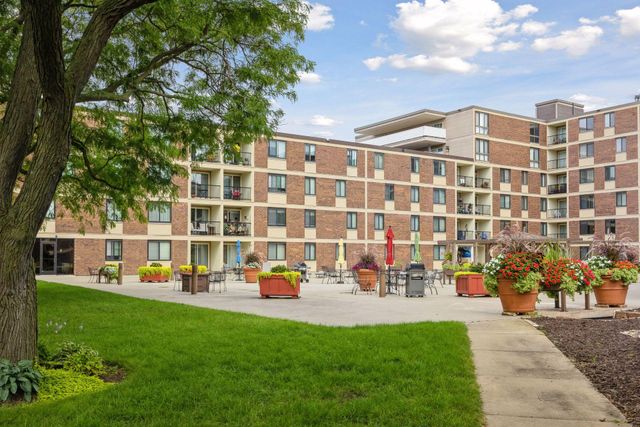 7200 York Avenue S 103, Edina, MN 55435