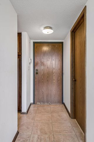 7200 York Avenue S 103, Edina, MN 55435