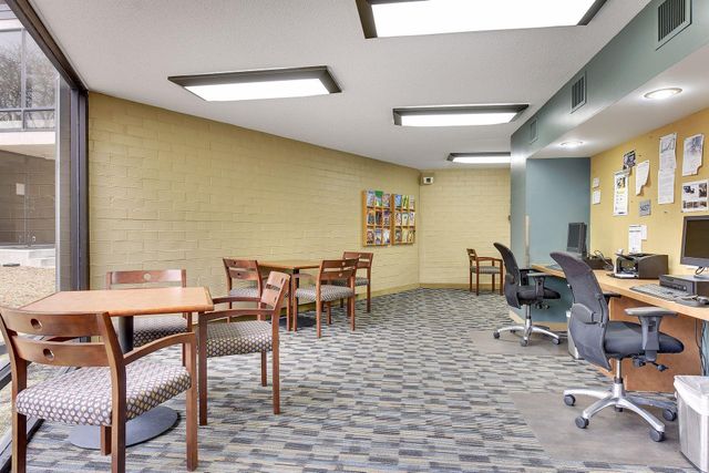 7200 York Avenue S 103, Edina, MN 55435