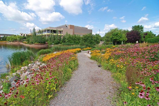 7200 York Avenue S 103, Edina, MN 55435