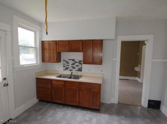 1169 Melbourne Road, East Cleveland, OH 44112