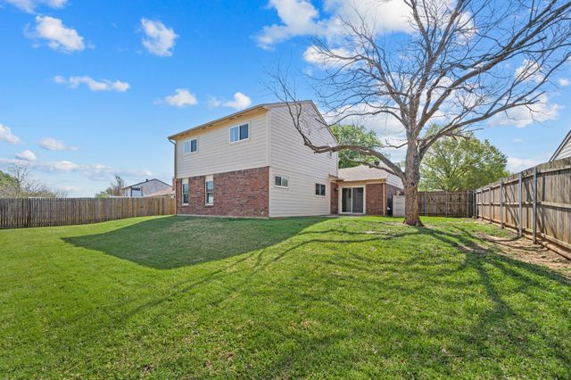 2621 Bayberry Lane, Euless, TX 76039