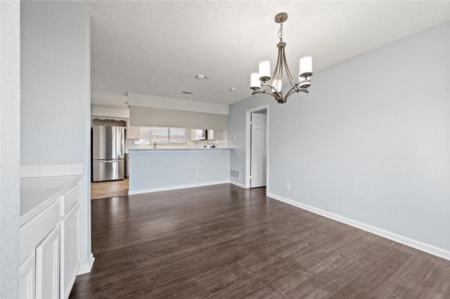 2621 Bayberry Lane, Euless, TX 76039