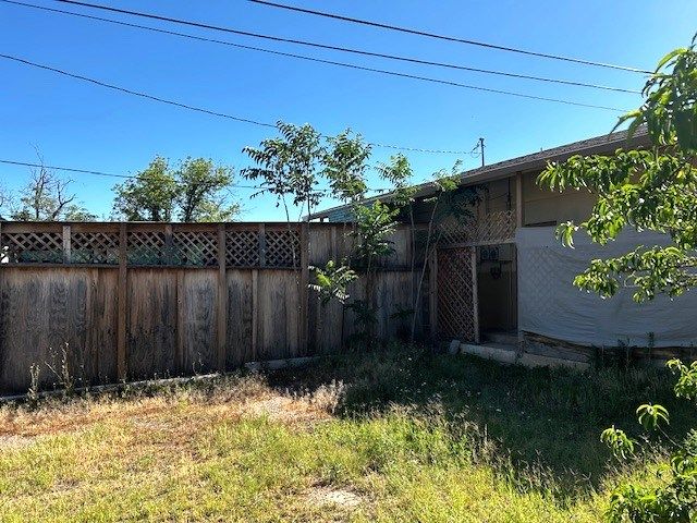 106 N Colpitts, Fort Stockton, TX 79735