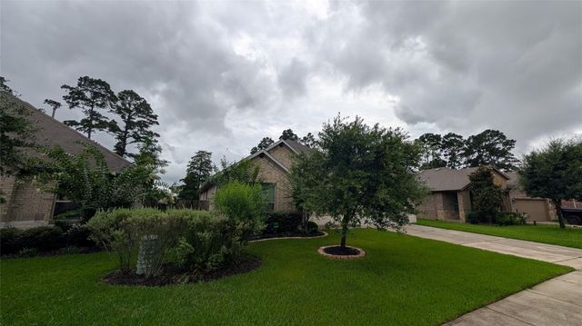 8814 Vasco Da Gama Trace, Houston, TX 77044