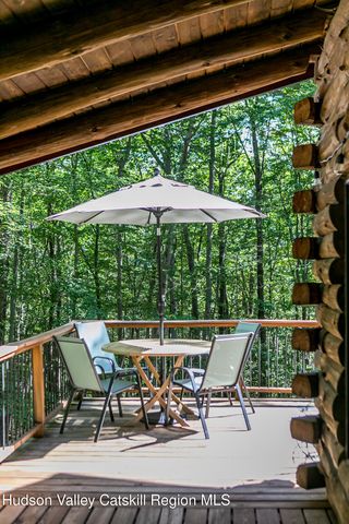 92 Four Wheel Drive, Willow, NY 12495