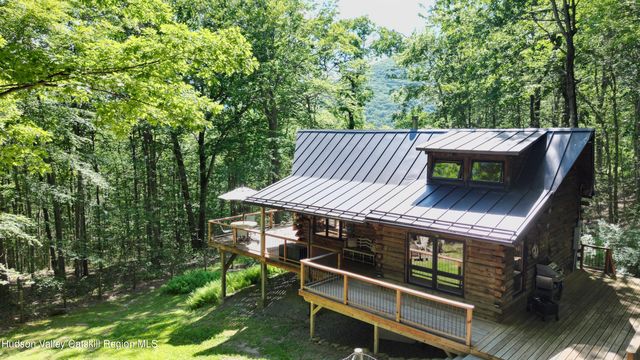 92 Four Wheel Drive, Willow, NY 12495