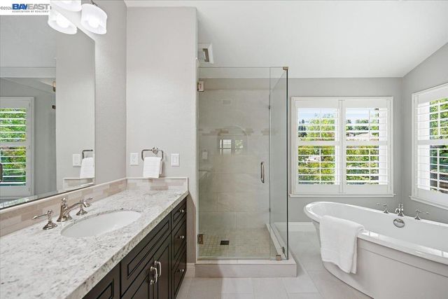 604 Sycamore Ct, Livermore, CA 94551
