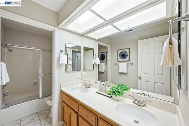604 Sycamore Ct, Livermore, CA 94551
