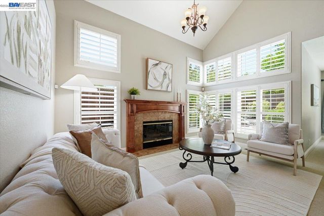604 Sycamore Ct, Livermore, CA 94551