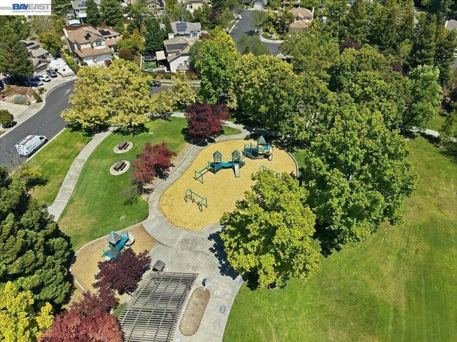 604 Sycamore Ct, Livermore, CA 94551
