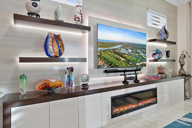 10778 Hollow Bay Terrace, West Palm Beach, FL 33412