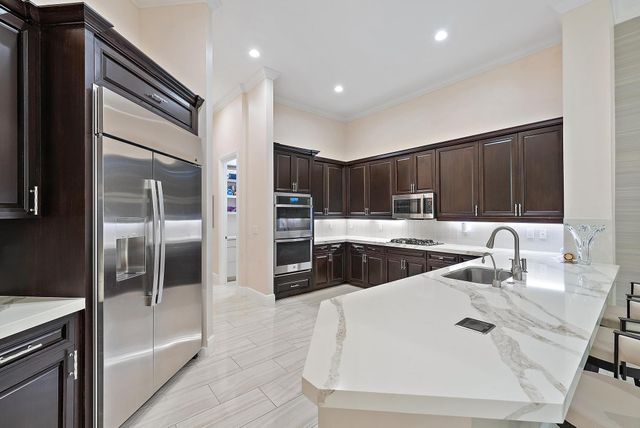 10778 Hollow Bay Terrace, West Palm Beach, FL 33412