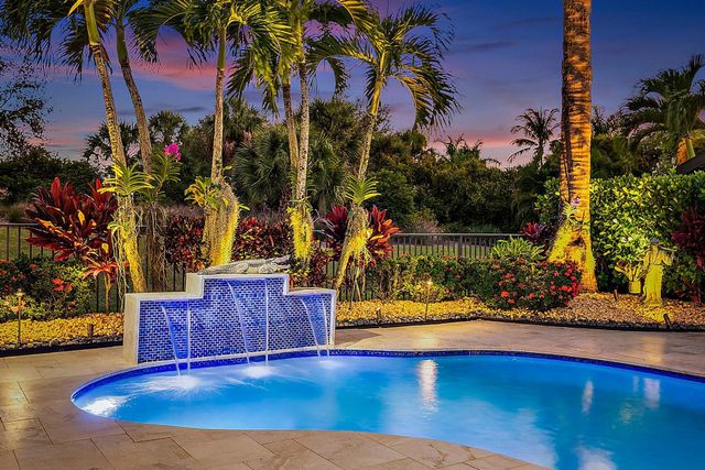 10778 Hollow Bay Terrace, West Palm Beach, FL 33412