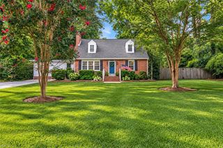 4104 Thalia DR, Virginia Beach, VA 23452