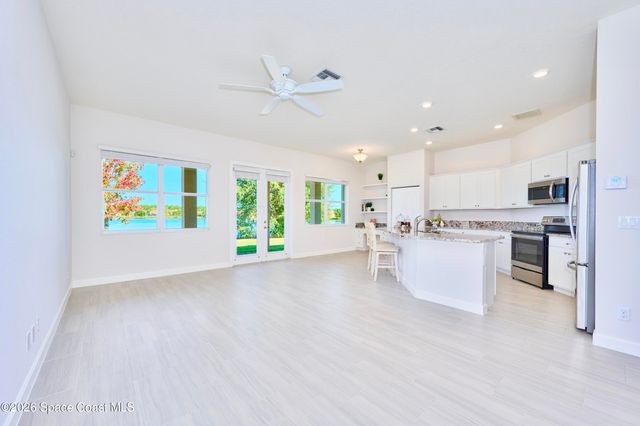 1774 Berkshire Circle SW, Vero Beach, FL 32968