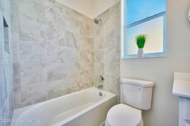 1774 Berkshire Circle SW, Vero Beach, FL 32968